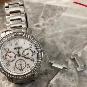 Women’s Silver Fossil Watch